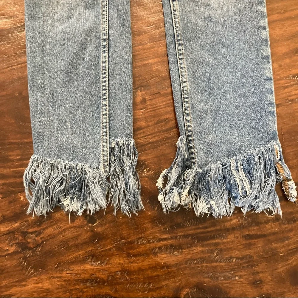 Free People Frayed Skinny Blue Jeans Denim Size 26 - Picture 4 of 11